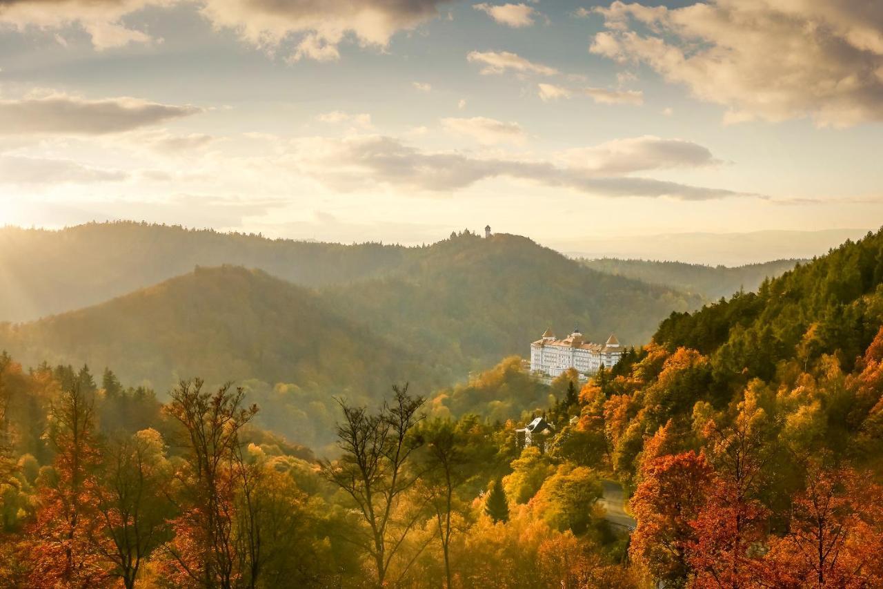 Spa Hotel Imperial Karlovy Vary Exterior photo The Great Smoky Mountains