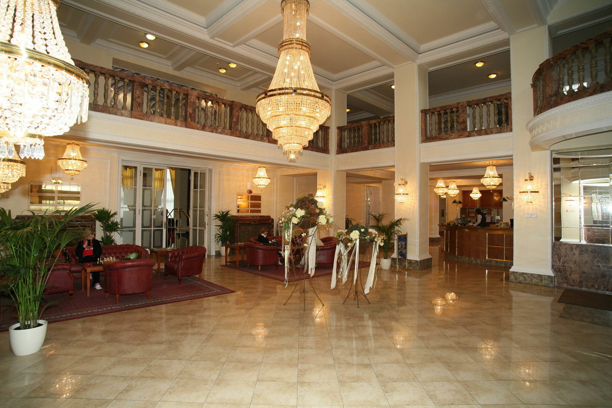Spa Hotel Imperial Karlovy Vary Exterior photo The lobby of the Grand Hotel